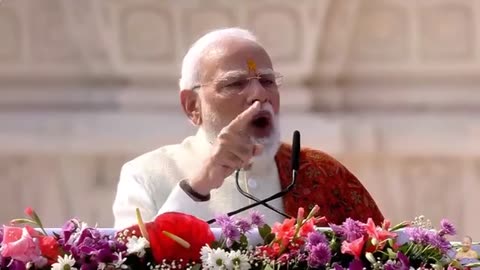 ये पल कंधे से कंधा मिलाने का है, ये पल गति बढ़ाने का है, हमें वो भारत बनाना है