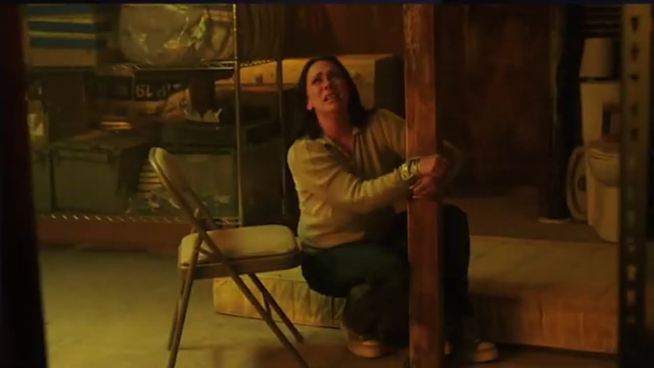 9-1-1 8x10 Promo "Voices" (HD)