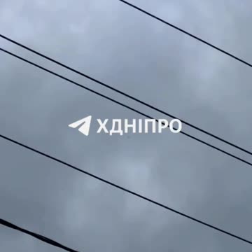 Rare Footage of a Russian Glide Bomb After Being Released