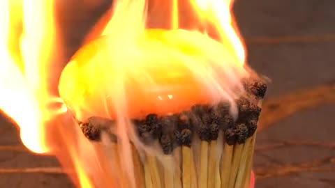 Cooking eggs with matches! 😱