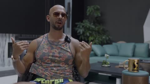 What Men Find Attractive in Women by Andrew Tate | Tate Speech