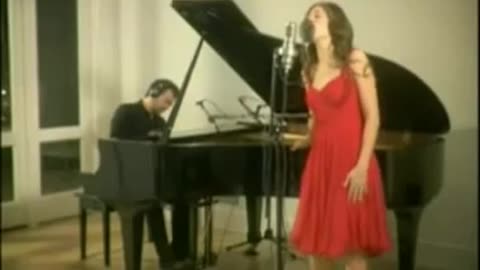 Emmy Rossum & Giulio Carmassi - Have Yourself A Merry Little Christmas