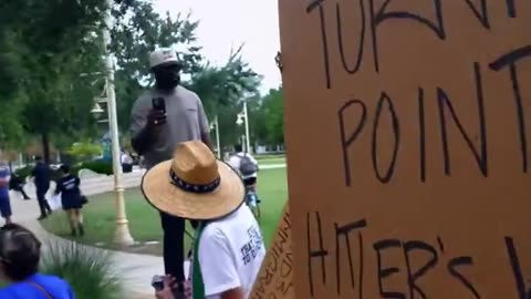 MAGA crashes ICE rally and overtakes it. 