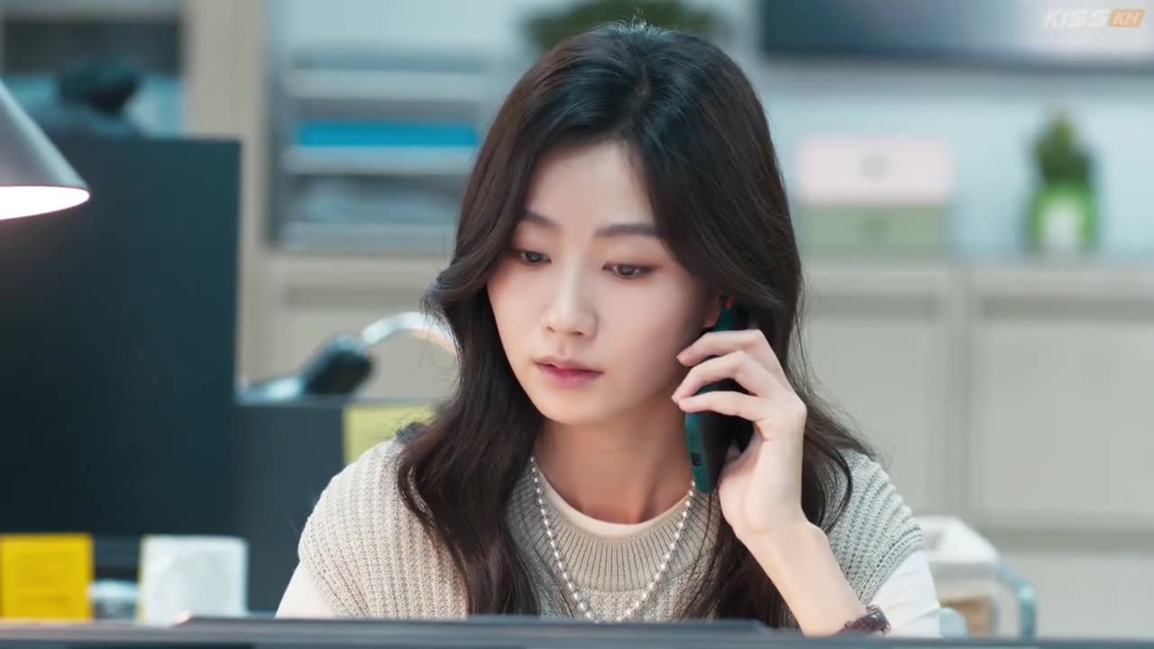 azan & Song Ran the white olive tree Song Ran gets a call episode 5