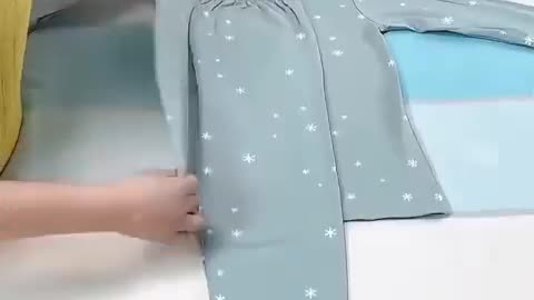 The correct way to fold clothes 🎽 👖 💯 👇