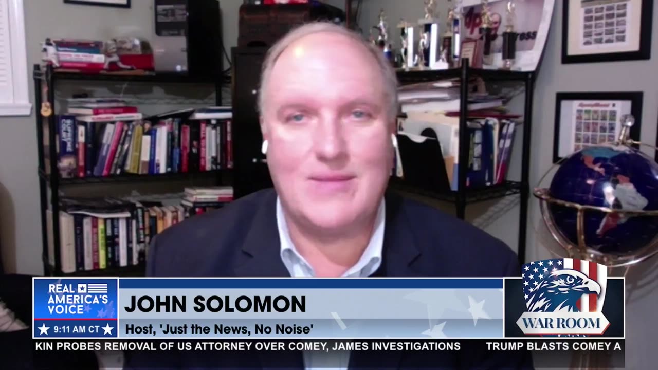 JAMES COMEY’S INNER CIRCLE TURNING ON HIM