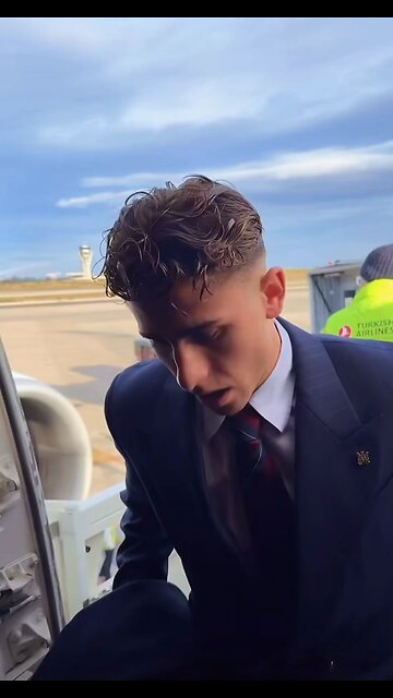 FC Barcelona on the way to London for champions League #fcbarcelona #football #ucl #spain