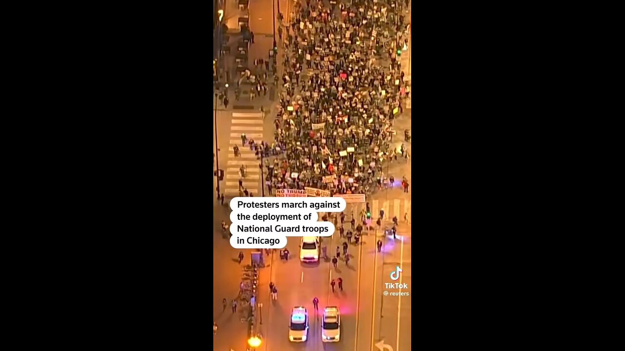 People are protesting the troop deployment in Chicago