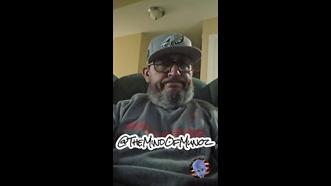 When you NFL and College team are scheduled to play at the same time slot. #godawgs🏈 #flyeaglesfly