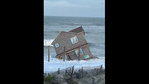 Devastating. Homes Collapse On NC Outer Banks Due To Waters From Hurricane Imelda 