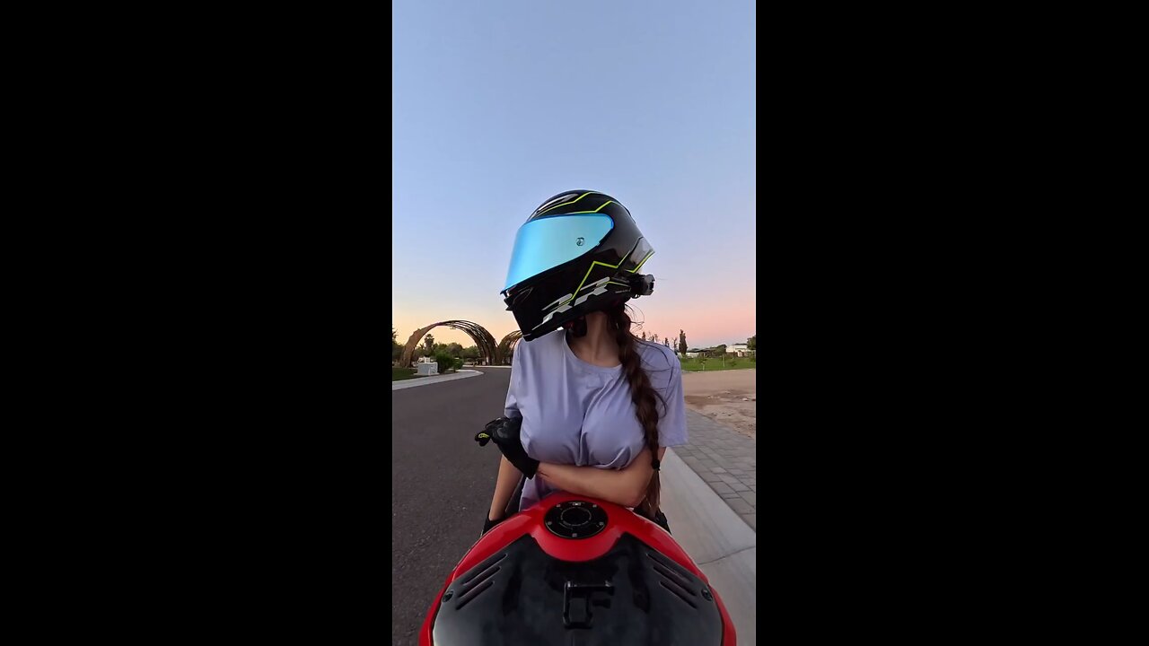 The sky was so pretty 💜🌅