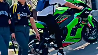 Amazing: cute girls reaction ❤️ zx10r #shorts #ytshorts #girls #viral #rider #v