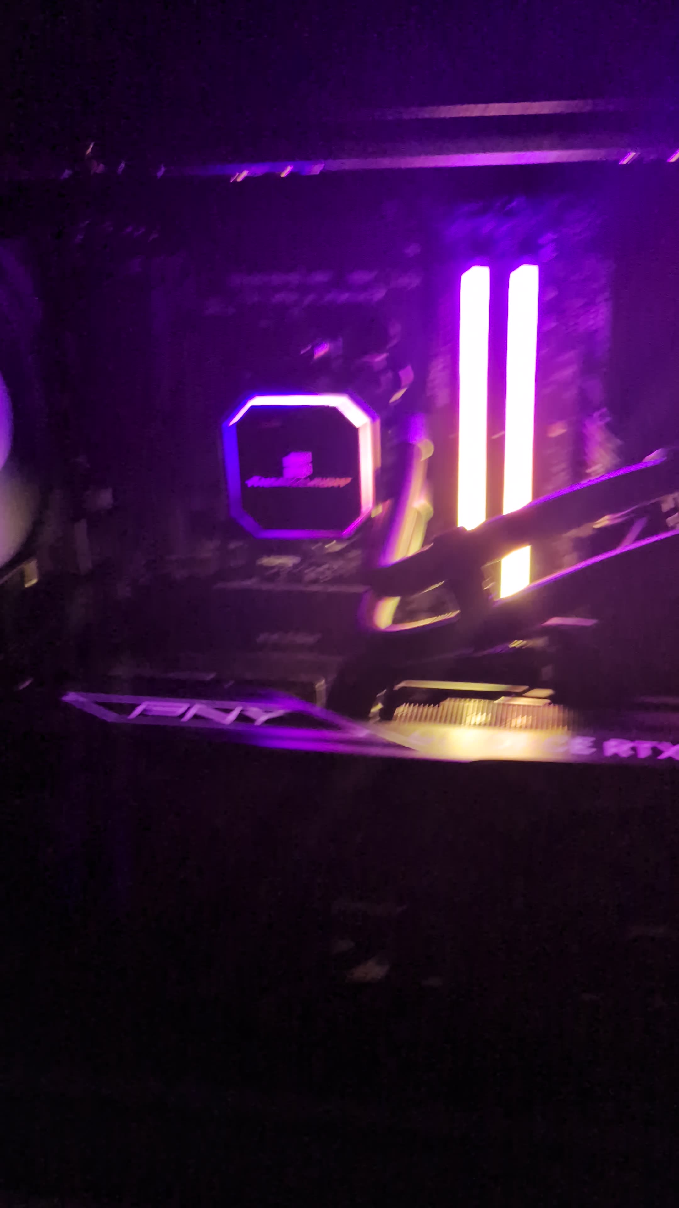 Ryzen 9800X3D RTX 5080 Hyte Y60 Build!