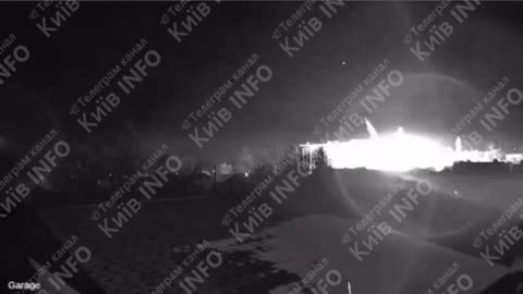 🙏 The moment Russian drone strike on a residential building in the Kyiv region