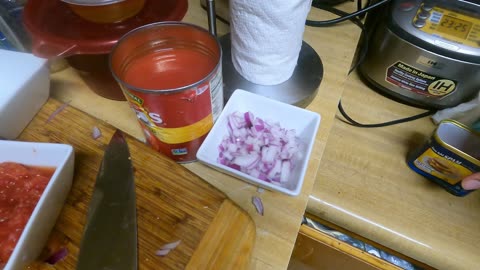 Making a spam omelet