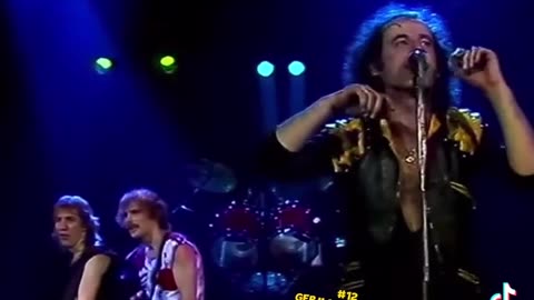THE ZOO ~ THE SCORPIONS ( LIVE )
