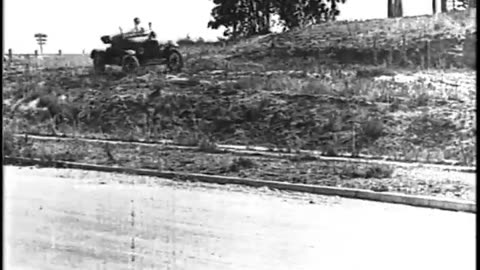 Harold Lloyd Comedy R... - Harold Lloyd Comedy Richards Oakland News Aerial Views of De - fc-fc-2622