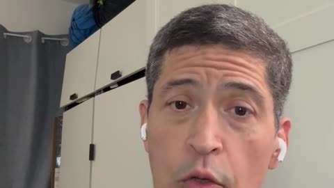 Top Financial Advisor Aquiles Larrea: Grow Your Wealth in 2025