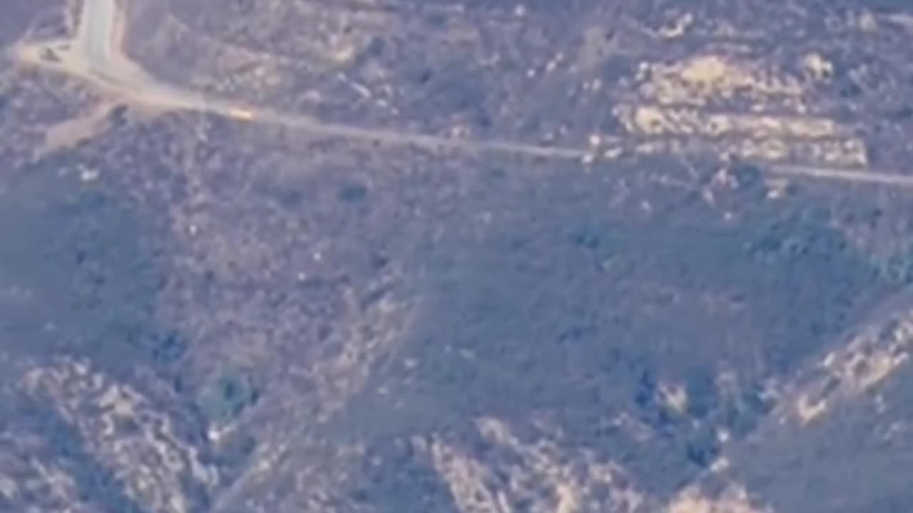 FAST MOVING HUGHES FIRE ERUPTS NEAR CASTAIC LAKE IN LOS ANGELES COUNTY!!