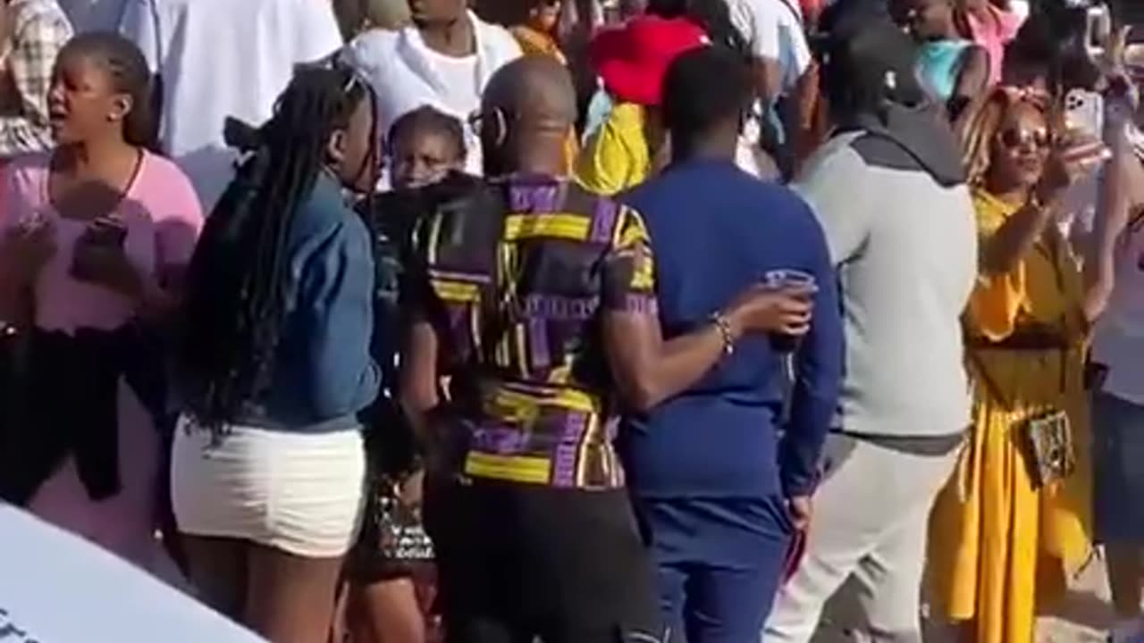 Britain is unrecognizable 😩😰😡