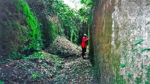 The Benin Wall ~ The Longest Ruin On Earth 😮