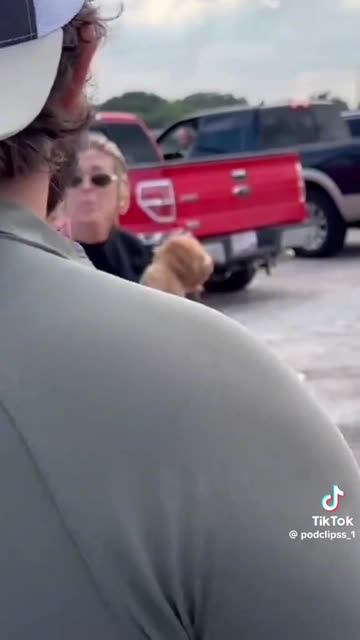 Karen boaters get more than they bargained for