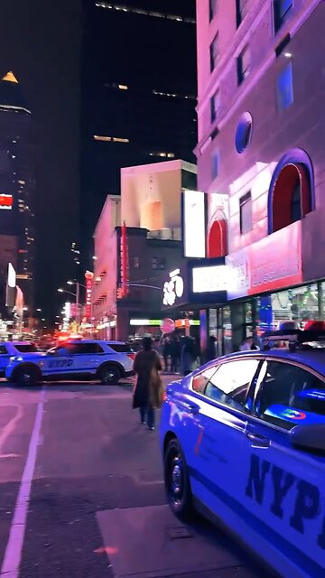 HAPPY NEW YEARS GUYS