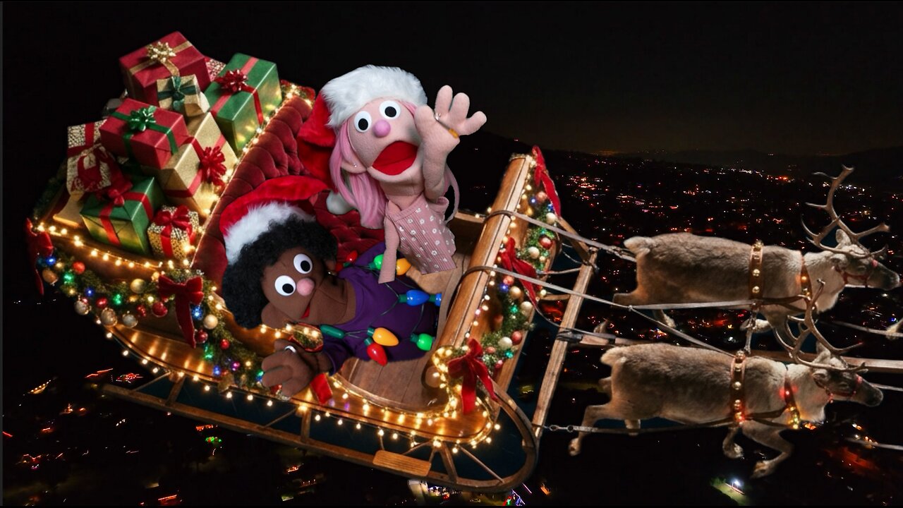 A Puppet’s Merry Christmas Message 🎄