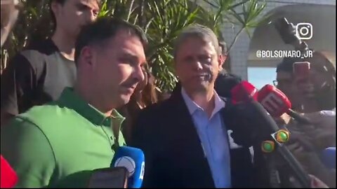 Flávio Bolsonaro.
