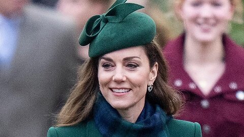 "Kate Middleton’s Timeless Christmas Style"