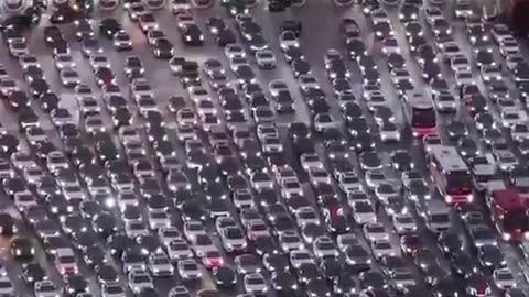 🚀🚶‍♂️ Watch People Return Home After Epic Chinese Holiday! | FeedMyCuriosity