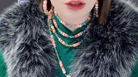 20251012-03 Turquoise: A Bright Accent to Break Dull Outfits