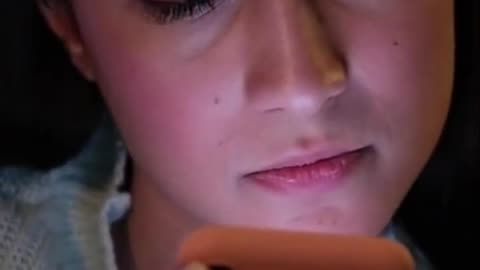 Why 2AM Conversations Feel Deeper?