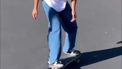 🔥😱 You Won't Believe This Hardflip Tailslide! | SkateNation