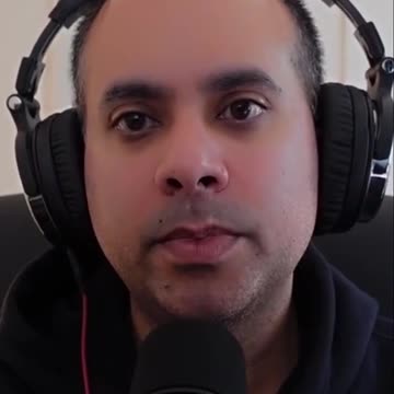 The Dollar's Global Role: Bitcoin's Impact Explained #Dollar #GlobalEconomy #Finance