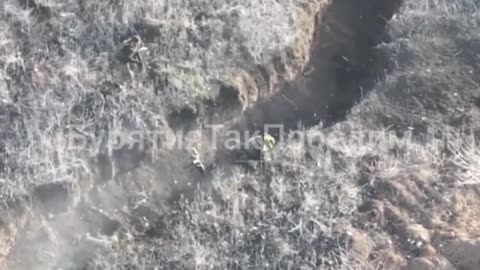 Two ukrainian soldiers are smoked at point-blank range during a trench assault | Ukraine 2025