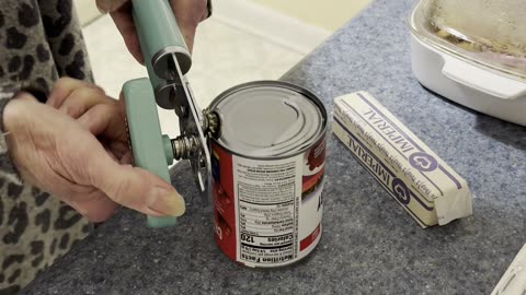 Cranberry Sauce Can Contains Only Water