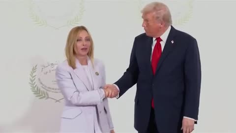 Everyone wants a photo with the Leader of the Free World — THE PRESIDENT OF PEACE!