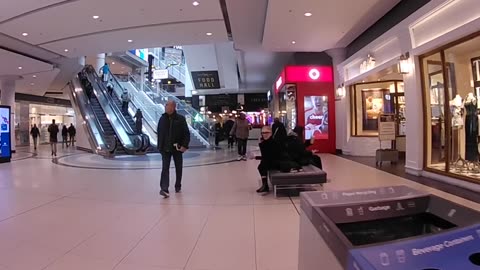 Walking Toronto - Underground PATH