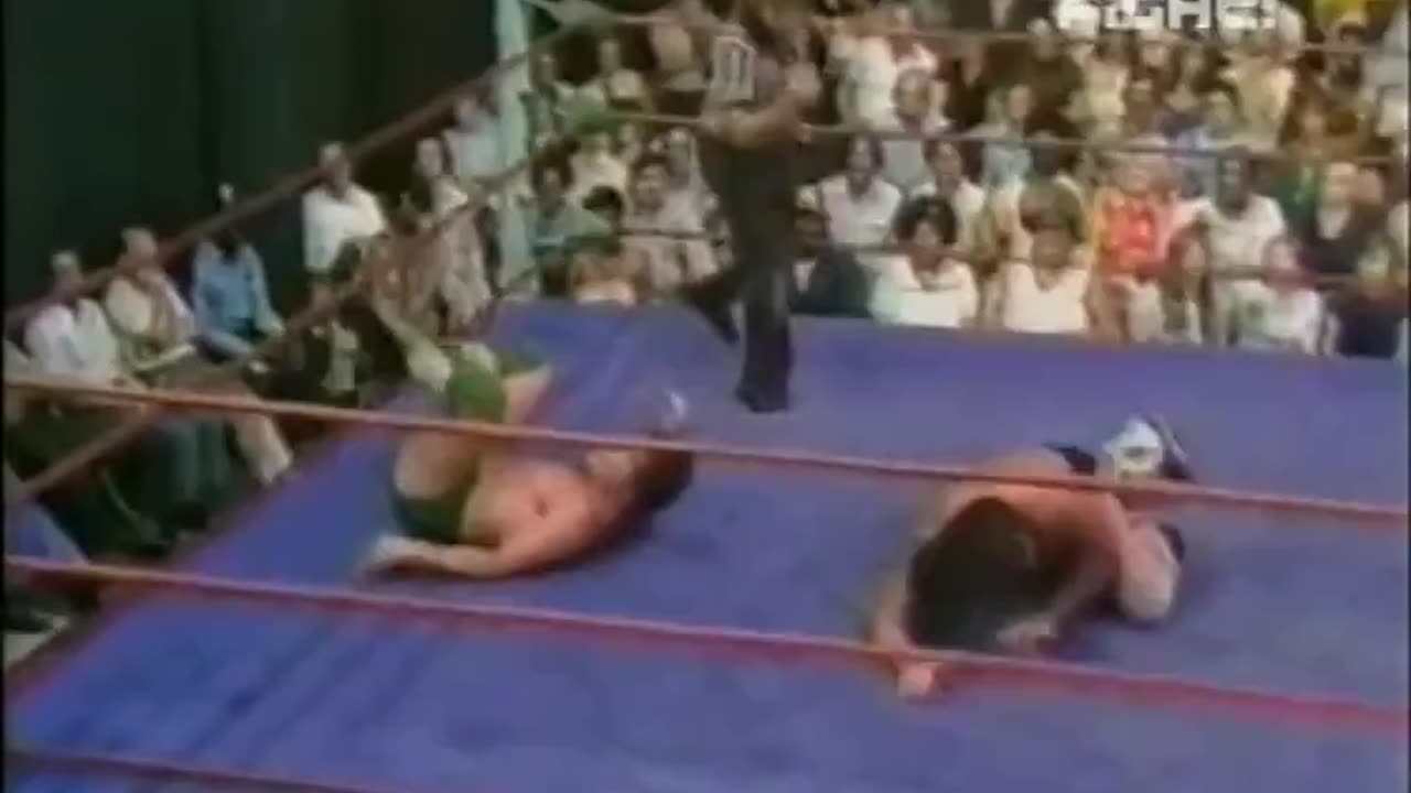 1979.10.08 - Bruiser Brody vs Ted Dibiase - St. Louis Wrestling