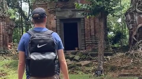 Ancient Batteries Discovered: Technology Ahead of Its Time