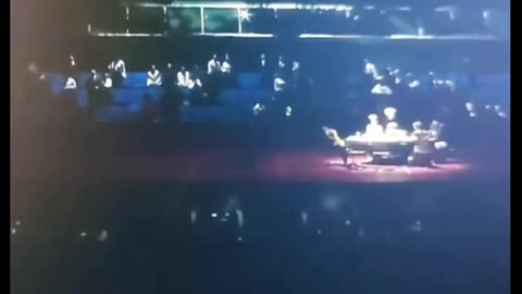 Satanismo: pedofilia e cannibalismo.