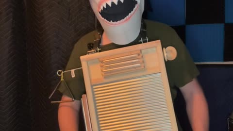 Sharky’s doohickey dabble