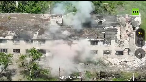 Footage of FPV kamikaze strikes on Ukrainian Armed Forces positions in Krasnogorovka.