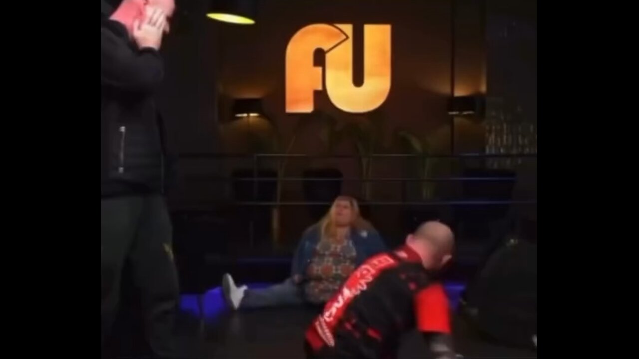 Wtf happened here lol
