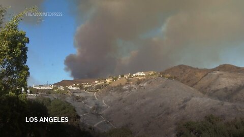 Los Angeles resident witnesses what's believed to be the start of the devastating Pacific Palisades