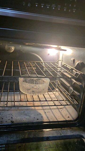 Cleaning Glass Dishes With Oven - Part 2 of 2 or maybe 3