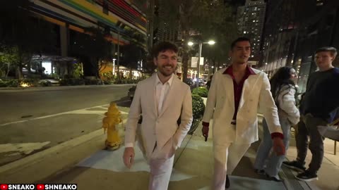 Nick Fuentes Nervously Strolls Through the Streets of Miami on Stream alongside SNEAKO & Clavicular