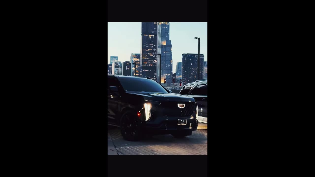 Lunar Flow – calm tides beneath the stars.