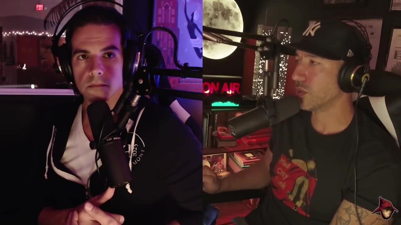 Amelia Earhart AND Helen Keller Flew Planes?!